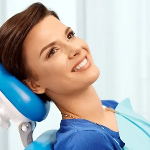 Smile Makeover: How Veneers Can Correct Gaps, Chips, and Stains